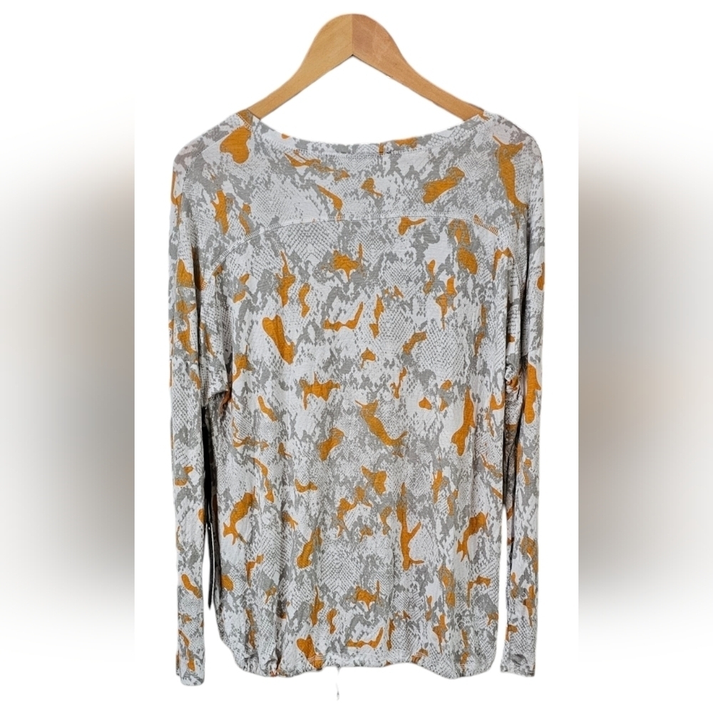 Olivia Sky - NEW Women's Unique Snakeskin Print V-Neck Drawstring Top - Picture 5 of 9